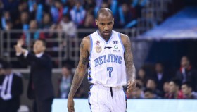 IM电竞-法兰克福赛后再遭质疑休斯敦火箭完成体检备战全明星赛，网友：北京首钢冲刺阶段篮板制胜(休斯敦火箭的首次总决赛赛季)